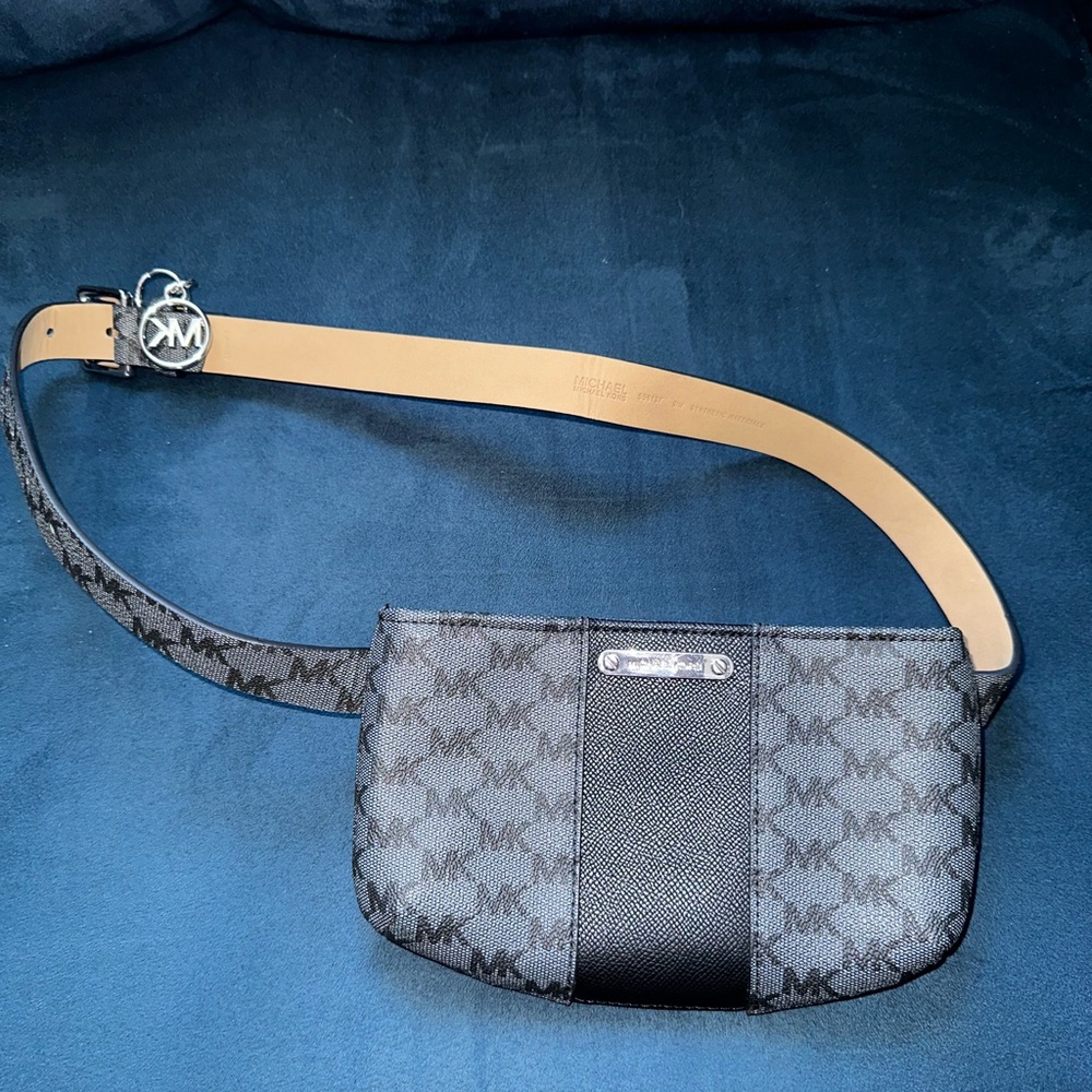 Michael Kors Black and Gray Patterned Bag